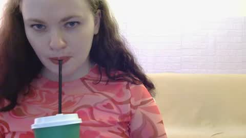 marshmellowsofia online show from July 26, 8:08 am