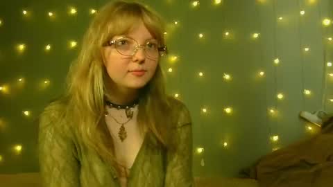 Marta and Emmy online show from August 4, 10:23 am