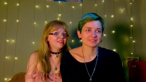 Marta and Emmy online show from August 12, 2:08 pm