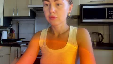 Marta online show from August 7, 3:01 pm
