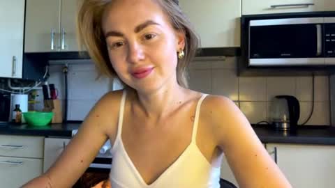 Marta online show from August 13, 2:53 pm
