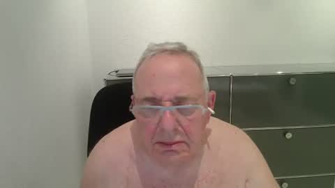 martin_1947 online show from July 17, 11:05 pm
