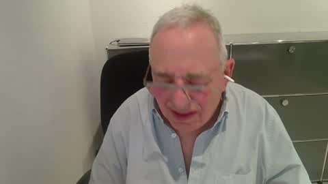 martin_1947 online show from July 21, 9:06 pm