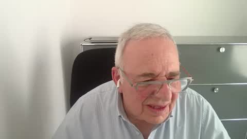 martin_1947 online show from August 2, 2:35 pm