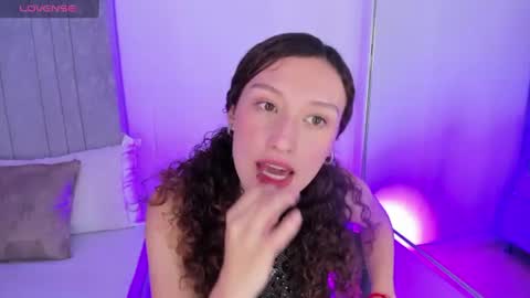 martina_adams online show from June 21, 5:47 pm