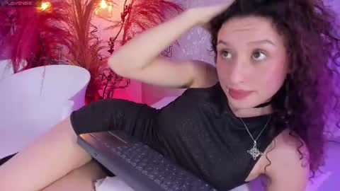 martina_adams online show from July 10, 11:54 pm