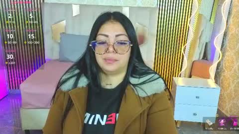 Hey im martina online show from August 7, 4:12 am