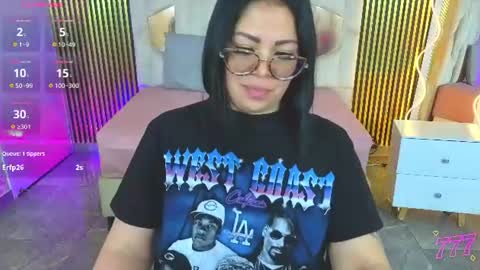 Hey im martina online show from August 7, 6:24 am