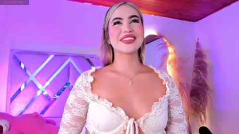 Martina online show from July 25, 6:23 pm
