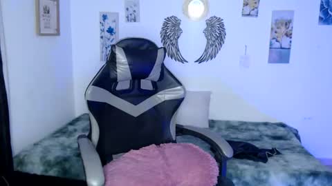 Mariana online show from August 7, 7:08 am