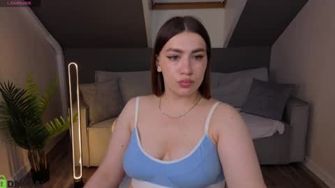 Mary Forest online show from August 15, 12:42 pm