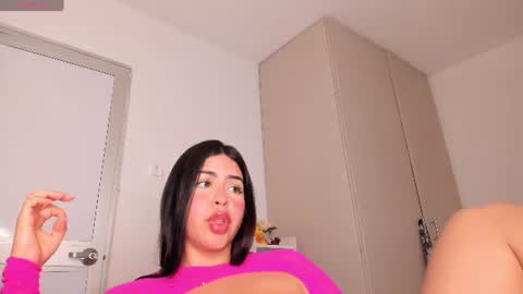 MARY  model independient online show from August 6, 2:21 am