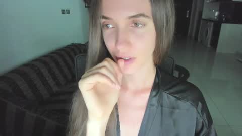 Mary Jane online show from July 29, 9:38 am
