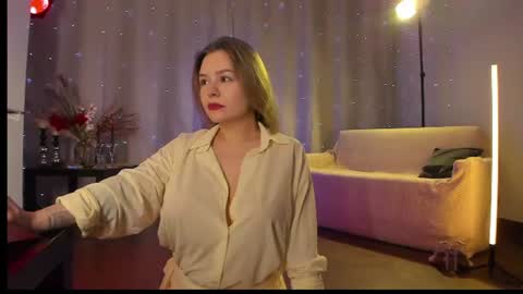Julia online show from June 23, 9:16 pm