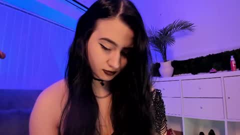 Mary online show from August 15, 10:41 am