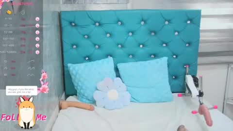  Mary Moon  online show from August 13, 3:59 pm
