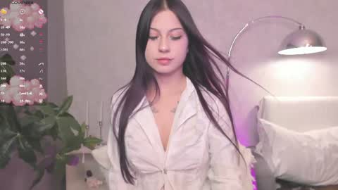 Maryana online show from August 13, 8:45 pm