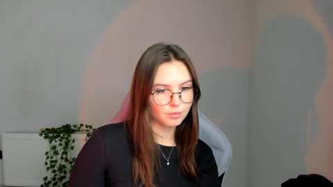 Alice online show from July 28, 9:59 am