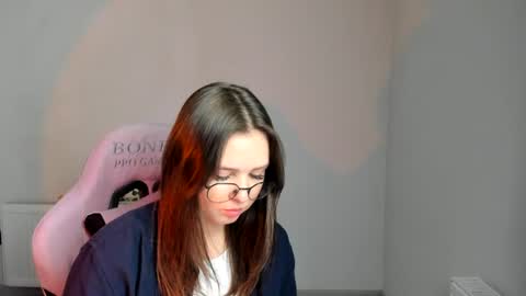 Alice online show from July 30, 2:19 am