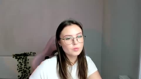 Alice online show from August 4, 6:54 am