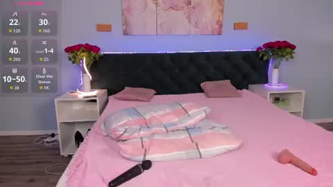Mary online show from August 10, 3:46 pm