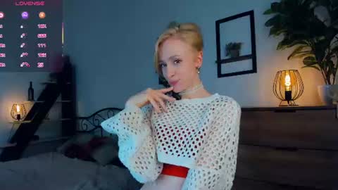 Mara online show from August 14, 1:42 am