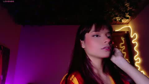     online show from August 7, 2:33 am