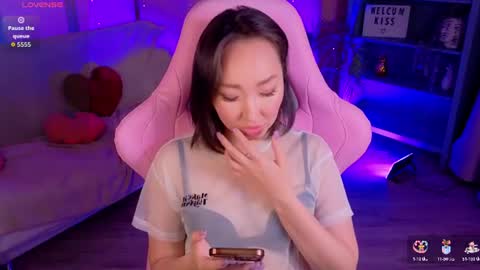 Mary online show from July 29, 2:02 pm