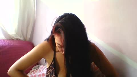 maryem online show from July 27, 8:31 am