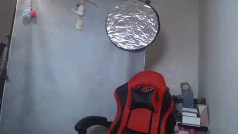 maryh0tlove online show from August 13, 2:31 pm
