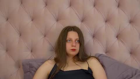 MaryMarmont online show from August 12, 11:12 am