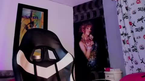 maryoriee2026 online show from August 11, 8:44 pm
