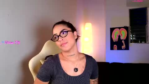 maryybellax online show from August 12, 12:57 am