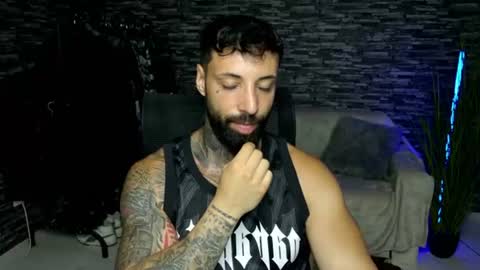 masculineguy69 online show from June 19, 7:03 pm
