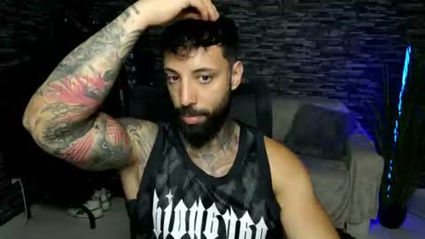 masculineguy69 online show from June 19, 8:09 pm