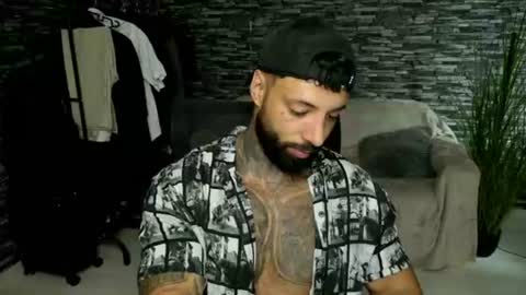 masculineguy69 online show from July 8, 10:08 am