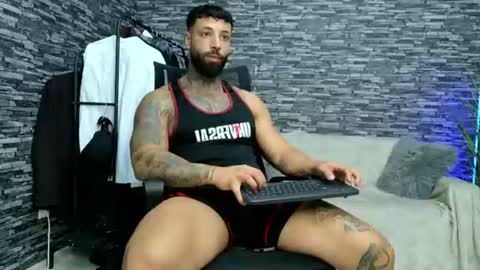 masculineguy69 online show from August 10, 8:10 pm