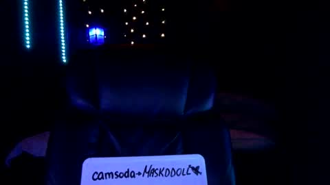 maskddcouple online show from May 7, 1:18 am