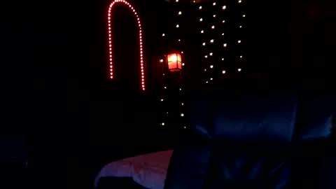 maskddcouple online show from May 19, 2:45 am