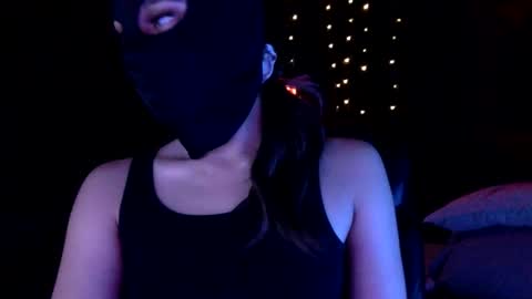 maskddcouple online show from May 22, 2:02 am