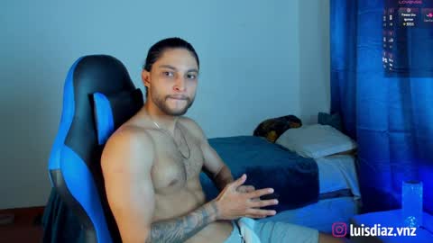 Masseuse Odin   Charlie And Chriss online show from March 29, 10:56 pm