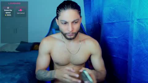 Masseuse Odin   Charlie And Chriss online show from April 14, 11:12 pm