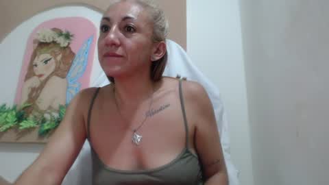 massiel ferreti online show from July 23, 10:06 am