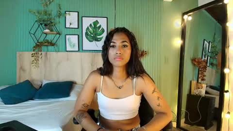 massielhot online show from August 6, 5:23 pm