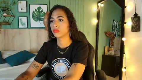 massielhot online show from August 10, 5:25 pm