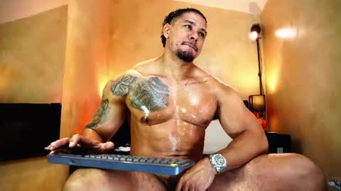 massimowalton2 online show from August 6, 3:33 pm