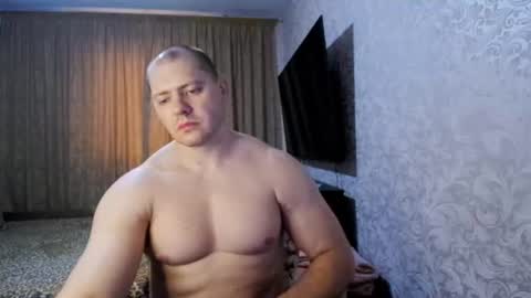 massiveman online show from July 28, 12:00 pm