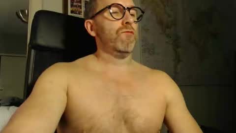 master8daddy69 online show from March 1, 5:15 am