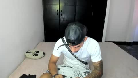 master_boy28 online show from August 5, 10:52 pm