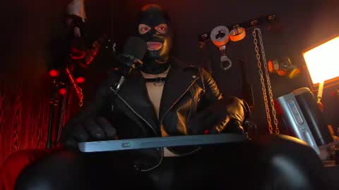 Master connor online show from August 13, 1:52 am